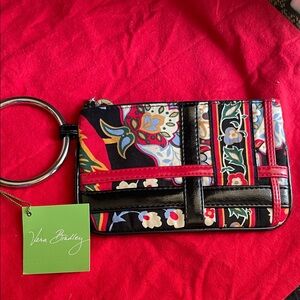 NWT Vera Bradley Wristlet Versailles